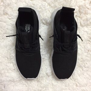 adidas tubular shoes